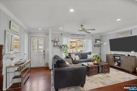 11 Westland Road Verona NJ 07044
