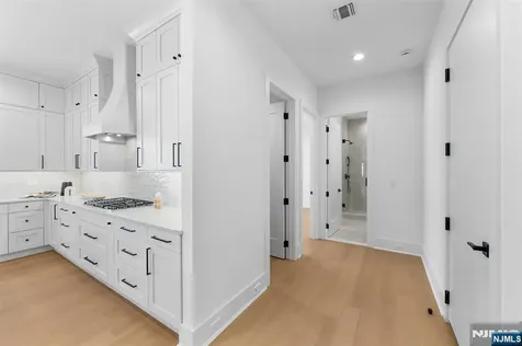 163 Delmar Avenue Glen Rock NJ 07452