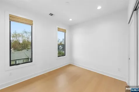 163 Delmar Avenue Glen Rock NJ 07452