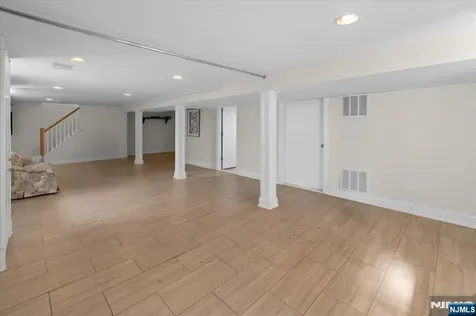 35 E Ridgewood Avenue Paramus NJ 07652