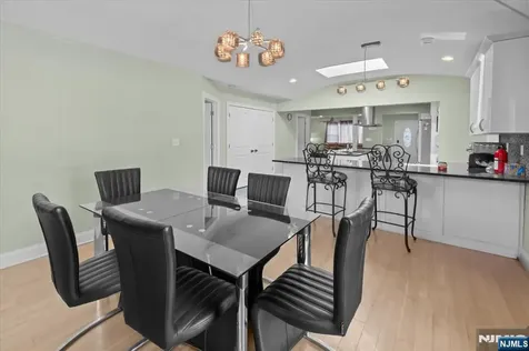 35 E Ridgewood Avenue Paramus NJ 07652