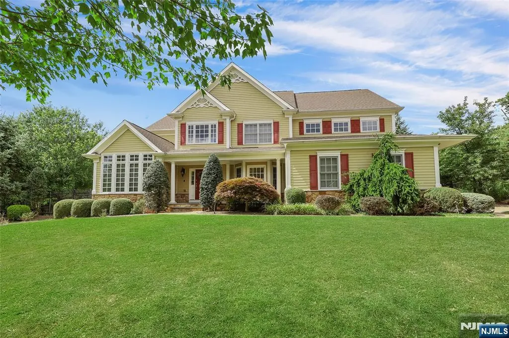 22 Meadow Lake Drive Mahwah NJ 07430