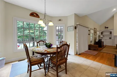 22 Meadow Lake Drive Mahwah NJ 07430