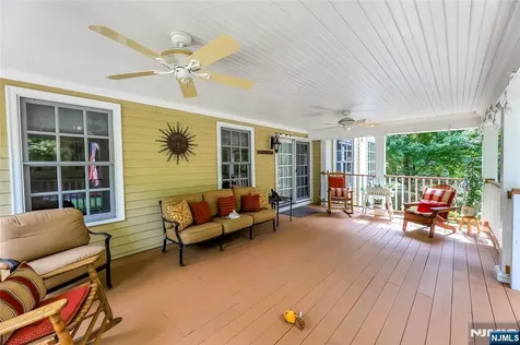 22 Meadow Lake Drive Mahwah NJ 07430