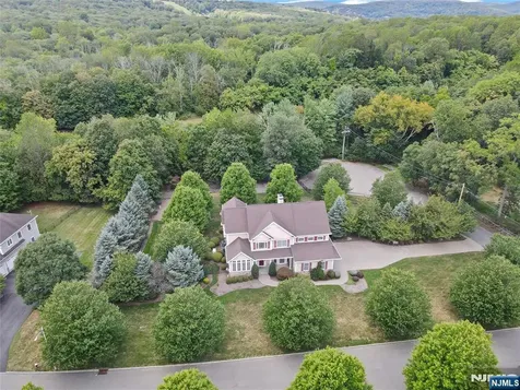 22 Meadow Lake Drive Mahwah NJ 07430