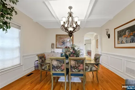22 Meadow Lake Drive Mahwah NJ 07430