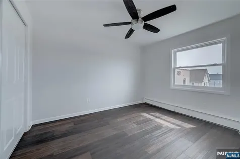 20 S Corabelle Avenue Lodi NJ 07644
