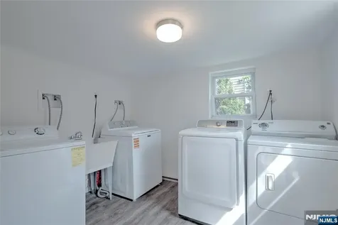 20 S Corabelle Avenue Lodi NJ 07644