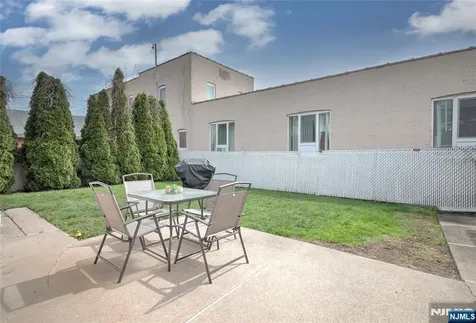20 S Corabelle Avenue Lodi NJ 07644