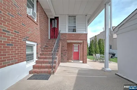 20 S Corabelle Avenue Lodi NJ 07644