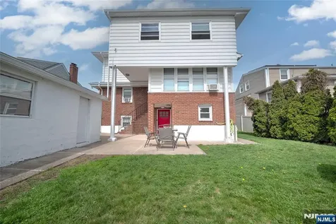 20 S Corabelle Avenue Lodi NJ 07644