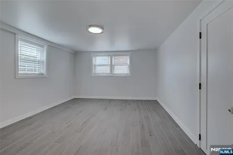 20 S Corabelle Avenue Lodi NJ 07644