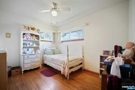 31 Michael Drive Wayne NJ 07470