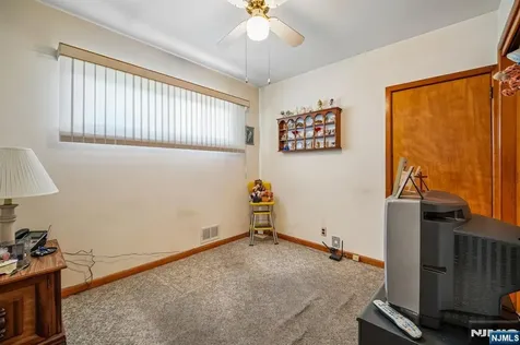 31 Michael Drive Wayne NJ 07470