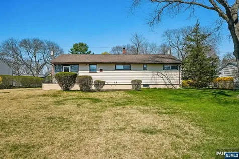 31 Michael Drive Wayne NJ 07470