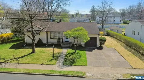 31 Michael Drive Wayne NJ 07470