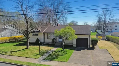 31 Michael Drive Wayne NJ 07470
