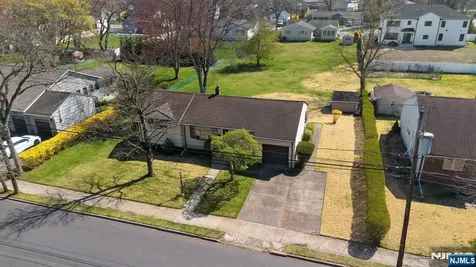 31 Michael Drive Wayne NJ 07470