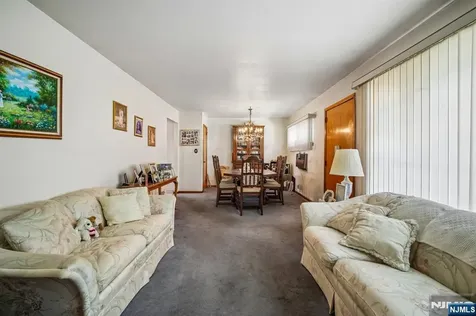 31 Michael Drive Wayne NJ 07470