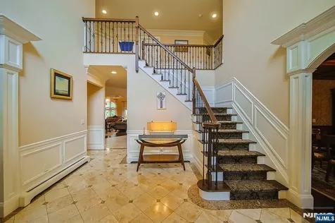 74 Sherwood Road Norwood NJ 07648