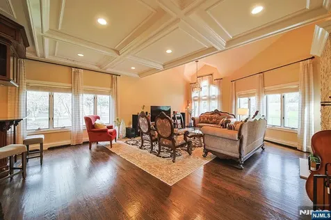 74 Sherwood Road Norwood NJ 07648