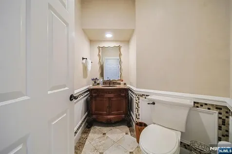 74 Sherwood Road Norwood NJ 07648