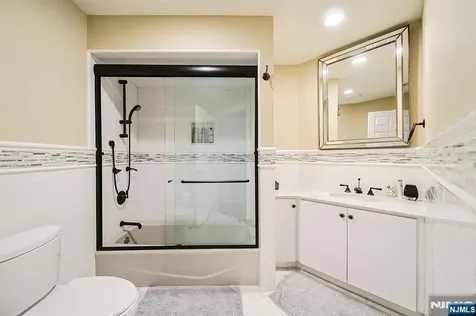 74 Sherwood Road Norwood NJ 07648
