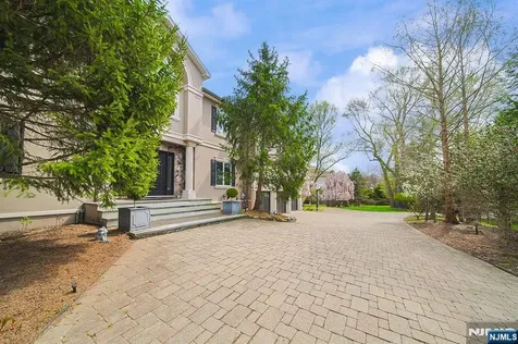 74 Sherwood Road Norwood NJ 07648