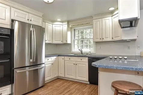 520 Lafayette Avenue Wyckoff NJ 07481