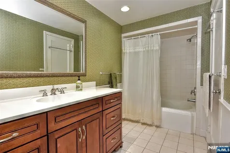 520 Lafayette Avenue Wyckoff NJ 07481