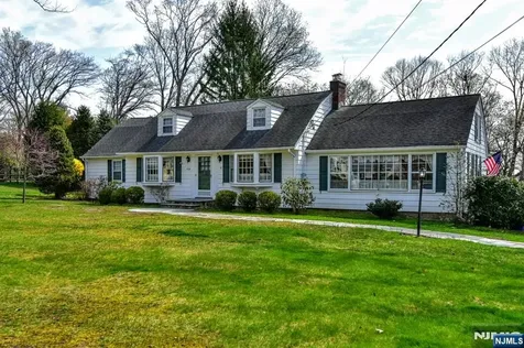 520 Lafayette Avenue Wyckoff NJ 07481