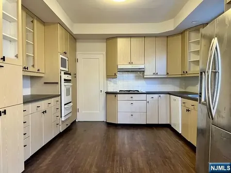 695 Palisade Avenue Cliffside Park NJ 07010