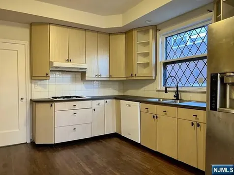 695 Palisade Avenue Cliffside Park NJ 07010