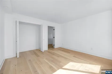 200 Winston Cliffside Park NJ 07010
