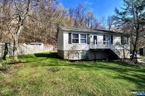 32 Panorama Drive Sussex NJ 07461