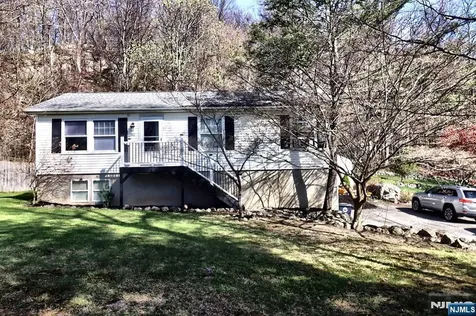 32 Panorama Drive Sussex NJ 07461