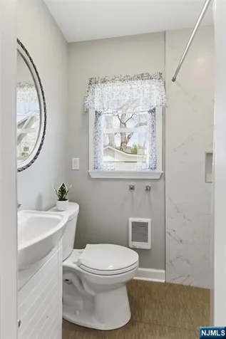 64 Davis Avenue Hackensack NJ 07601
