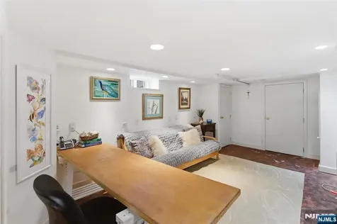 64 Davis Avenue Hackensack NJ 07601