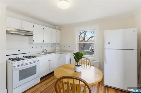 64 Davis Avenue Hackensack NJ 07601