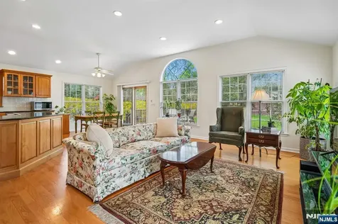 321 Kenilworth Road Ridgewood NJ 07450