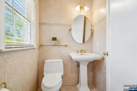 321 Kenilworth Road Ridgewood NJ 07450