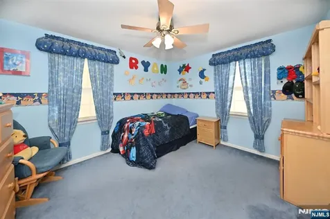 82 Arnot Place Paramus NJ 07652