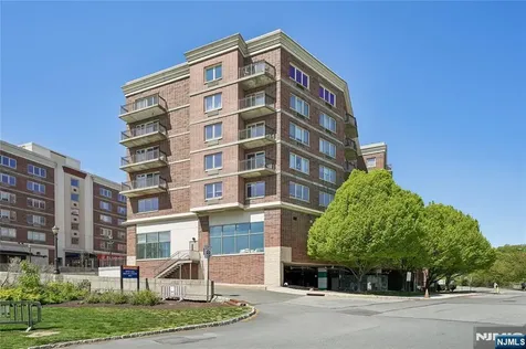 2301 City Place Edgewater NJ 07020