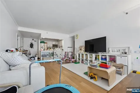 2301 City Place Edgewater NJ 07020