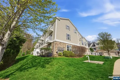 01 Birch Court Hanover Township NJ 07927