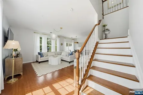 01 Birch Court Hanover Township NJ 07927
