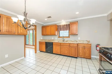 1 Old Timbers Court Roxbury Township NJ 07847