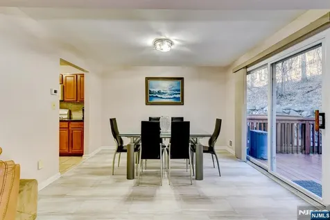 6 Hansen Wayne NJ 07470