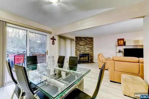 6 Hansen Wayne NJ 07470