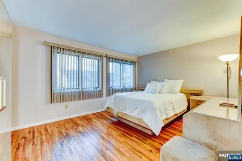 6 Hansen Wayne NJ 07470